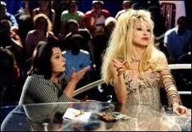 Nathalie Baye en bimbo blonde avine, pour un seul rle, hlas dans un mauvais film, dont le titre est ?