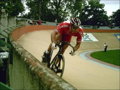 Cyclisme sur piste sur 200 m ( lanc ) Kvin Sireau :