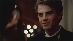 Mon frre m'a enferm dans un tombeau pendant tout ce temps. Je m'appelle...