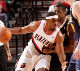 Qui est cet ailier, ancien joueur des Minnesota Timberwolves et des Los Angeles Clippers ?