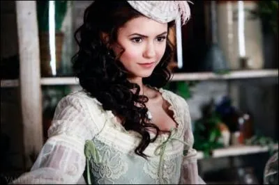 Quel est le vrai nom de Katherine Pierce ?