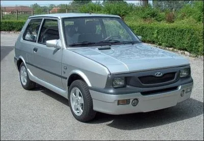 Quelle est cette automobile ?