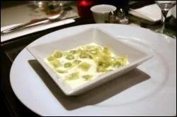 Ces ptes farcies au fromage et au persil sont une spcialit du Dauphin. On les appelle ?