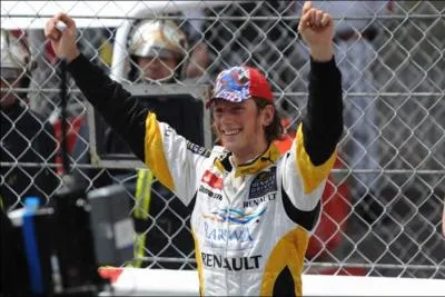 Il aura comme quipier :