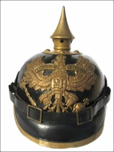 A quoi servait la pointe du clbre casque allemand ?