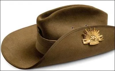 Quelle est la nationnalit de ce chapeau  large bord ?