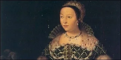 Combien de fils de Catherine de Médicis sont devenus rois au XVIe siècle ?