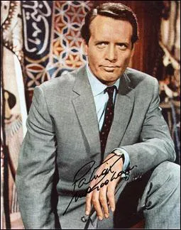 Avant de se confiner dans un joyeux village djant, McGoohan fut John Drake, un agent secret trs proche de James Bond, d'ailleurs on lui proposa le rle, qu'il refusa. Quelle est cette srie ?