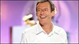 En quoi consiste la premire manche (le coup d'envoi) appele  L'un ou l'autre  ? Chaque candidat doit ...