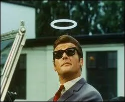 En 1962, Roger Moore tait 'Le Saint'. Quel est son nom dans la srie ?