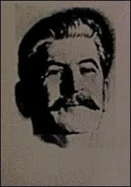 Staline mourut en 1953. Qui lui succda  la tte du parti communiste sovitique ?