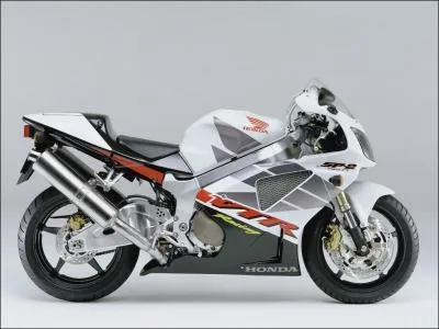 De quel type de moteur est équipée cette moto ?