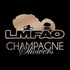 Qui LMFAO aspergent-ils de champagne dans le clip de  Champagne Showers  ?