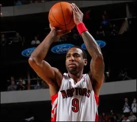 Qui est cet arrire/ailier, ancien joueur des Clippers, des Hornets et du Heat ?