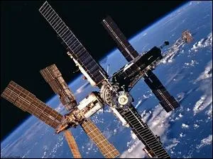 Quel est le nom de cet engin spatial ? Est-il rel ou fictif ?