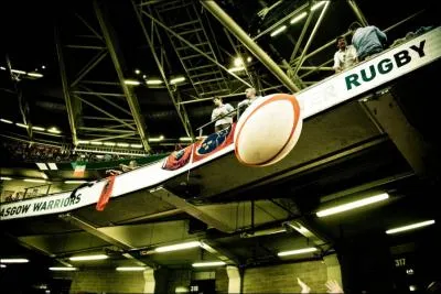 Quel club de rugby franais accompagnera Toulouse en quart de finale de la H Cup aprs sa victoire contre l'Ulster le 21 janvier ?