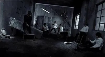 Quel est le nom du clip ?