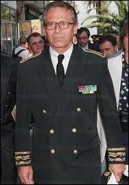 Le 6-02-1998, le préfet Claude Érignac était assassiné à Ajaccio. Il n'y a rien de drôle dans cette affaire à part peut-être le nom de la rue où eut lieu le meurtre...