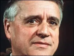 Robert Boulin était ministre sous Giscard d'Estaing... En 1979, il est retrouvé mort ''suicidé'' ...