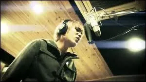 Quel est le nom du clip ?