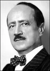 Alexis Leger est n en Guadeloupe en 1887. Ce pote, prix Nobel de littrature en 1960, est dcd sur la presqu'le de Giens en 1975. Quel tait son nom de plume ?