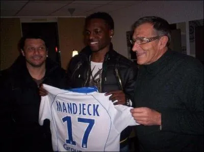 Mandjeck signe  Auxerre, mais il quitte quel club ?