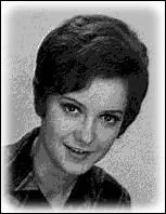 Chanteuse et compositrice, son premier disque en 1963 ' Demain j'ai dix- sept ans ' ... .