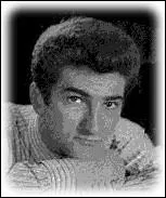 Son vritable nom : Claude Moine. Premier disque solo ' Mais reviens-moi ' en 1962 ... .