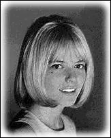 ' Ne sois pas si bte ', le premier titre de ' Babou ' son surnom ... .