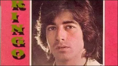 Lui, 'il ne voulait q'elle, ' ... . et c'est avec Sheila qu'il 'a laiss les gondoles  Venise' ... .