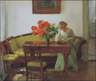 Intrieur, femme lisant avec bouquet de pavots.