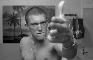 Excration ou aversion intense...