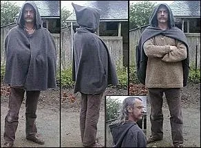 Elment du costume port en Europe par les Francs de la Gaule antique et au moins jusqu'au Haut Moyen ge.