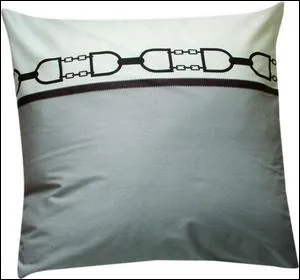 Linge en forme de sac, qui sert d'enveloppe  un oreiller.