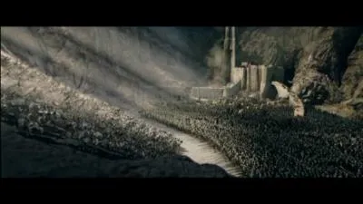 Qui arrive  l'est pour sauver le roi Thoden ?