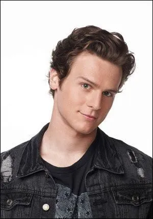 De quelle chorale venait ce personnage avant de rejoindre les News Directions ?