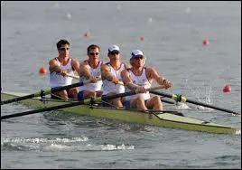 Combien y a-t-il de rameurs en aviron ?