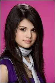 Dans quelle srie Selena Gomez a-t-elle jou sur Disney Channel ?