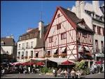 Commenons par la ville de la moutarde, c'est--dire Dijon ( 21 ), et ses habitants rpondant au nom de ...