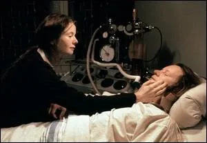 Paralys aprs un accident de travail, incapable de bouger, Jan demande  sa femme de coucher avec d'autres hommes et de lui raconter les dtails.