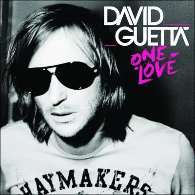 Quelle chanteuse de R'n'B britannique fait un featuring sur la chanson 'One Love' de David Guetta parue sur l'album ponyme ?