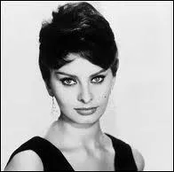 Dans  hier, aujourd'hui, demain , elle ralise un striptease inoubliable devant Mastroianni, elle reoit la Lgion d'honneur en 1991, et elle pose encore  71 ans pour le calendrier Pirelli :