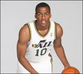 Qui est cet arrire rookie, 12e de la Draft 2011 ?