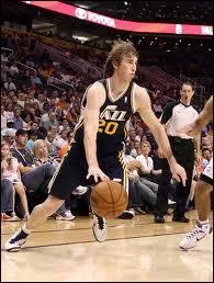 Qui est cet ailier, 9e de la Draft 2010 ?