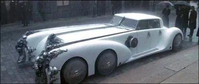 'L'endroit est plaisant. C'est Jack l'Eventreur qui habite ici ? '