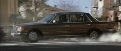 'Sur ce, si a ne vous gne pas, je vais m'vanouir. '