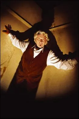 (Salem's Lot) Qui reprend le rle de Kurt Barlow, le chef des vampires, dans cette nouvelle adaption tlfilmique de 2004 ?