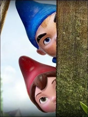 (Gnomo et Juliette) Dans ce film, les Capulet portent un bonnet ________ et les Montague un bonnet ________.