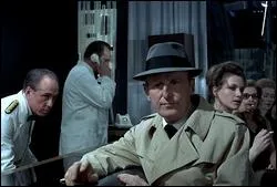 Corey est sur le point d'tre libr lorsque, la veille de son dpart, le gardien-chef de la prison lui propose une  affaire .