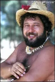 Carlos est un terroriste de renomme mondiale mais c´tait aussi un chanteur. Quel ´attentat´  la chanson franaise n´a-t-il pas commis ?